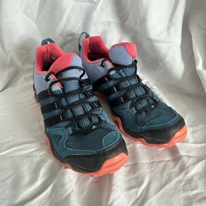 Adidas tennis shoes size 9
Pink & blue